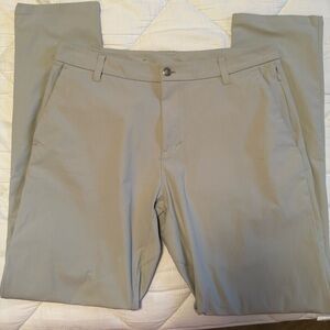 Men’s Lululemon Classic Fit Commission Pants!